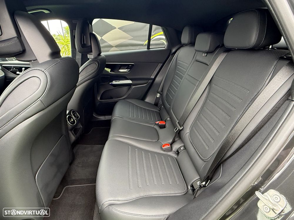 Mercedes-Benz GLC 300 de 4Matic - 23