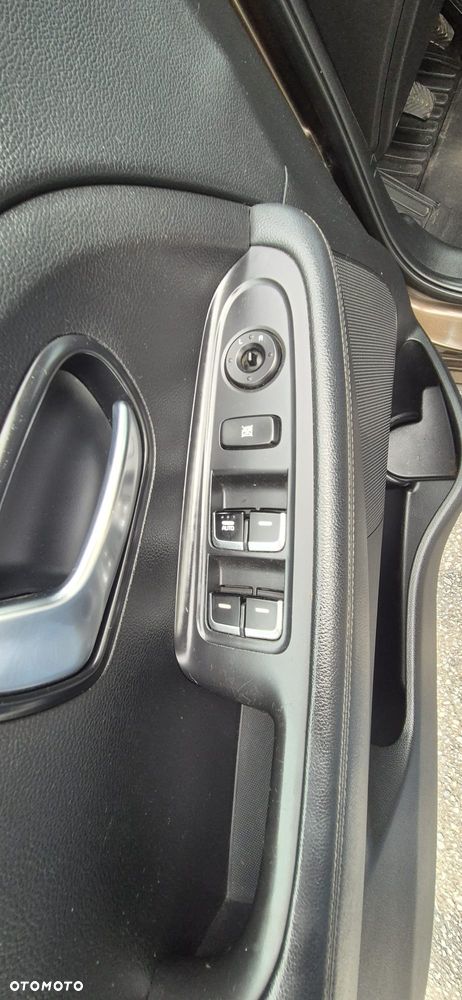 Kia Carens 1.7 CRDi XL - 9