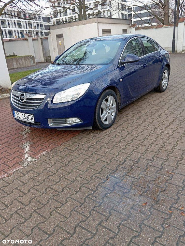 Opel Insignia 1.6 - 10