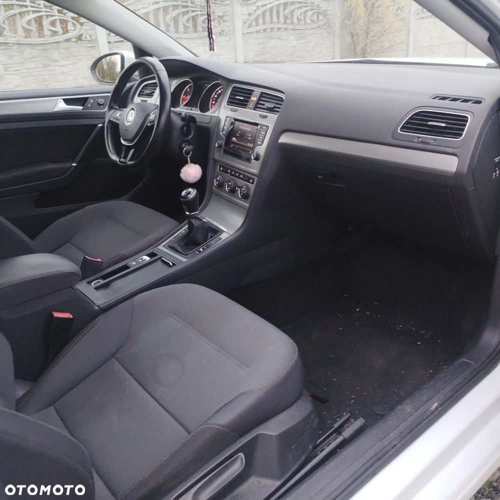 Volkswagen Golf - 13