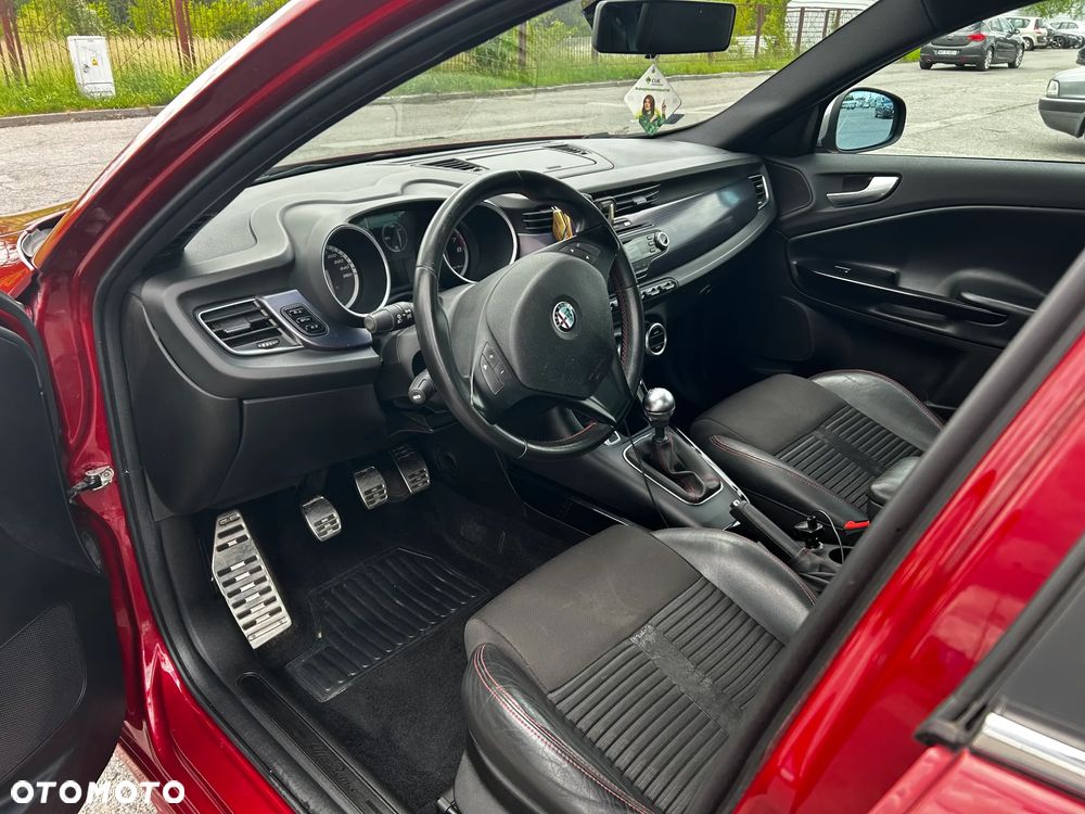 Alfa Romeo Giulietta 1750 TBi Quadrifoglio Verde - 5
