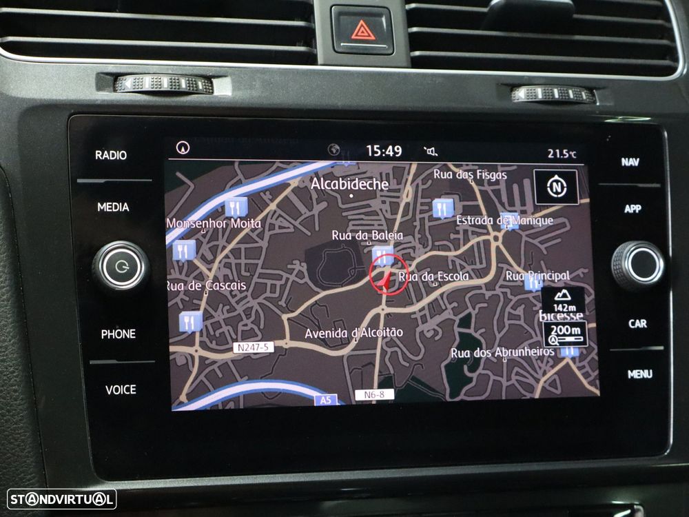 VW Golf Variant 1.6 TDi Confortline DSG - 13