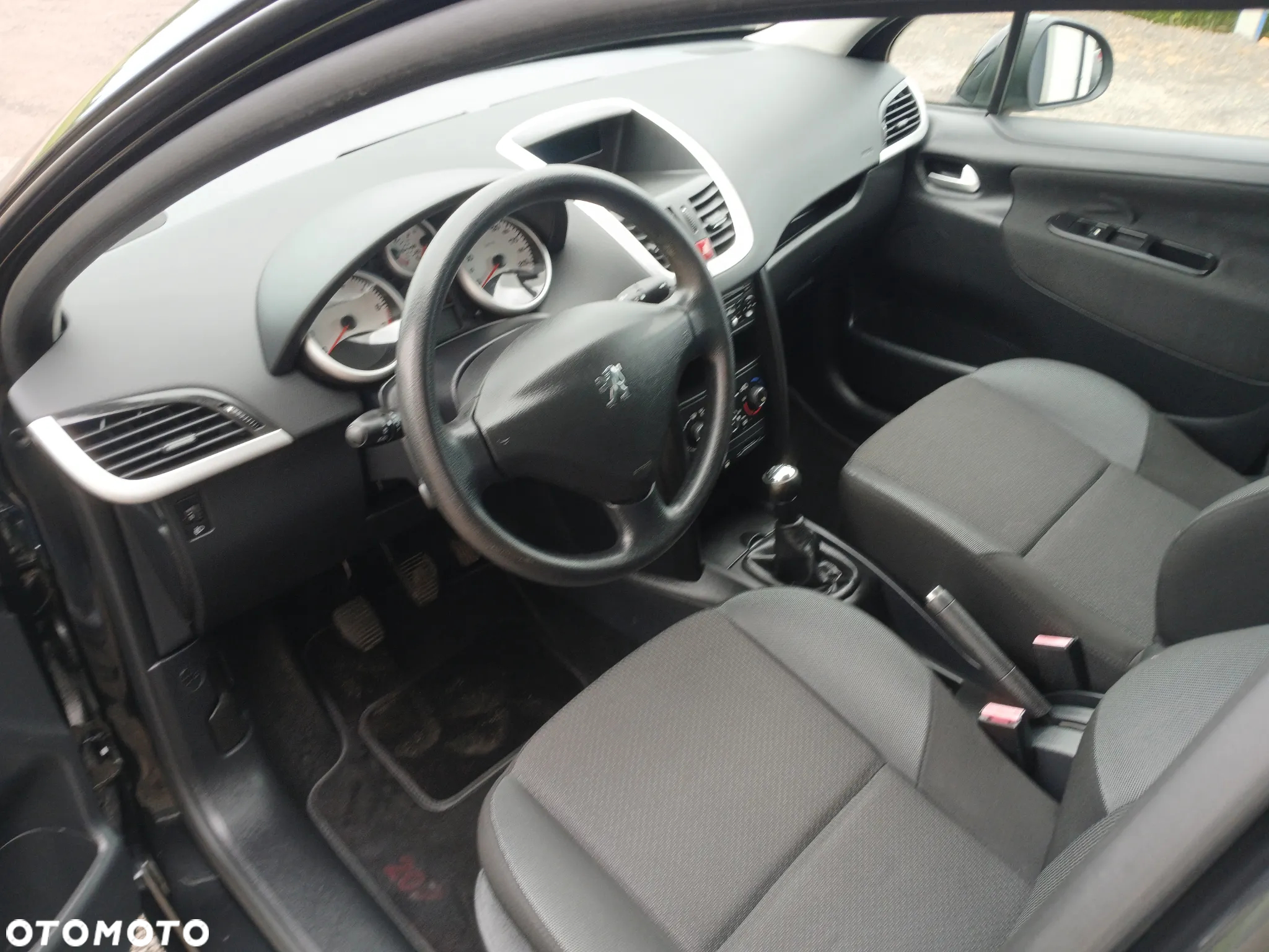 Peugeot 207 1.4 Presence - 6
