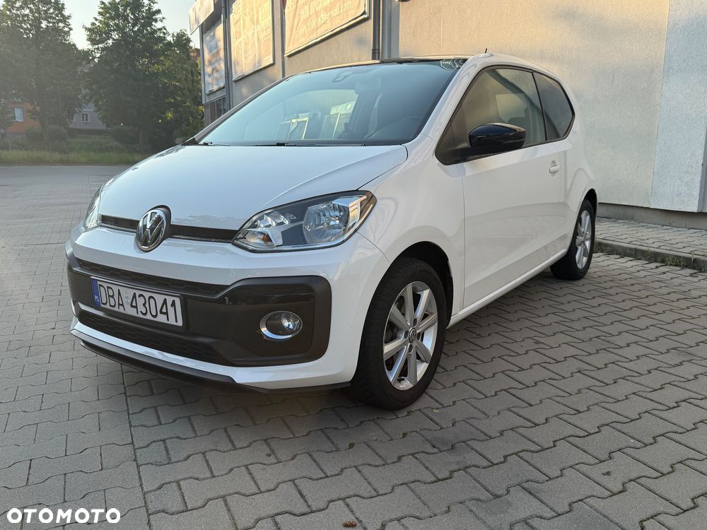 Volkswagen up! TSI high - 12