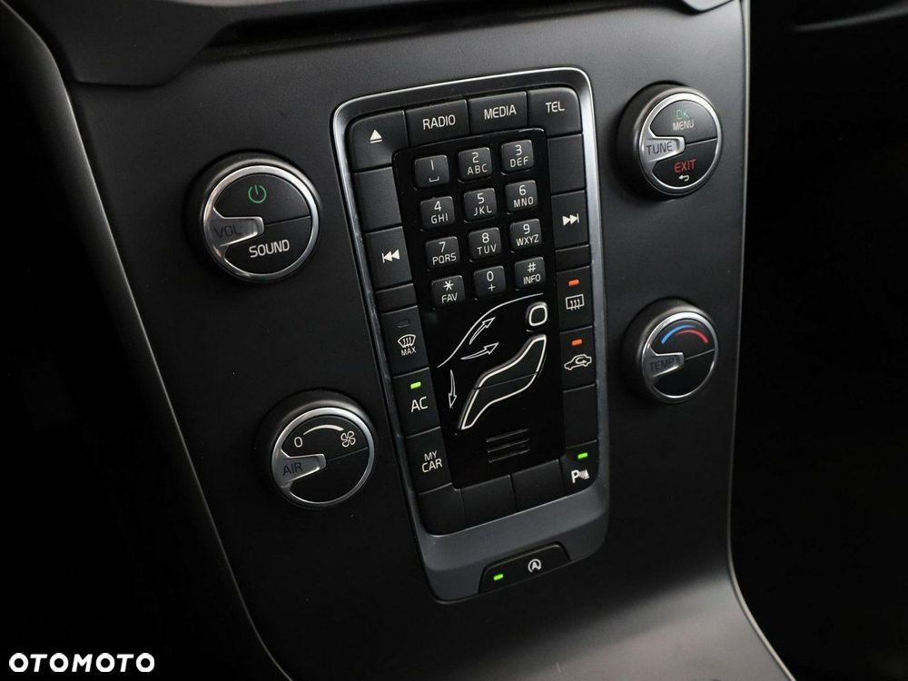 Volvo V40 D2 Kinetic - 26