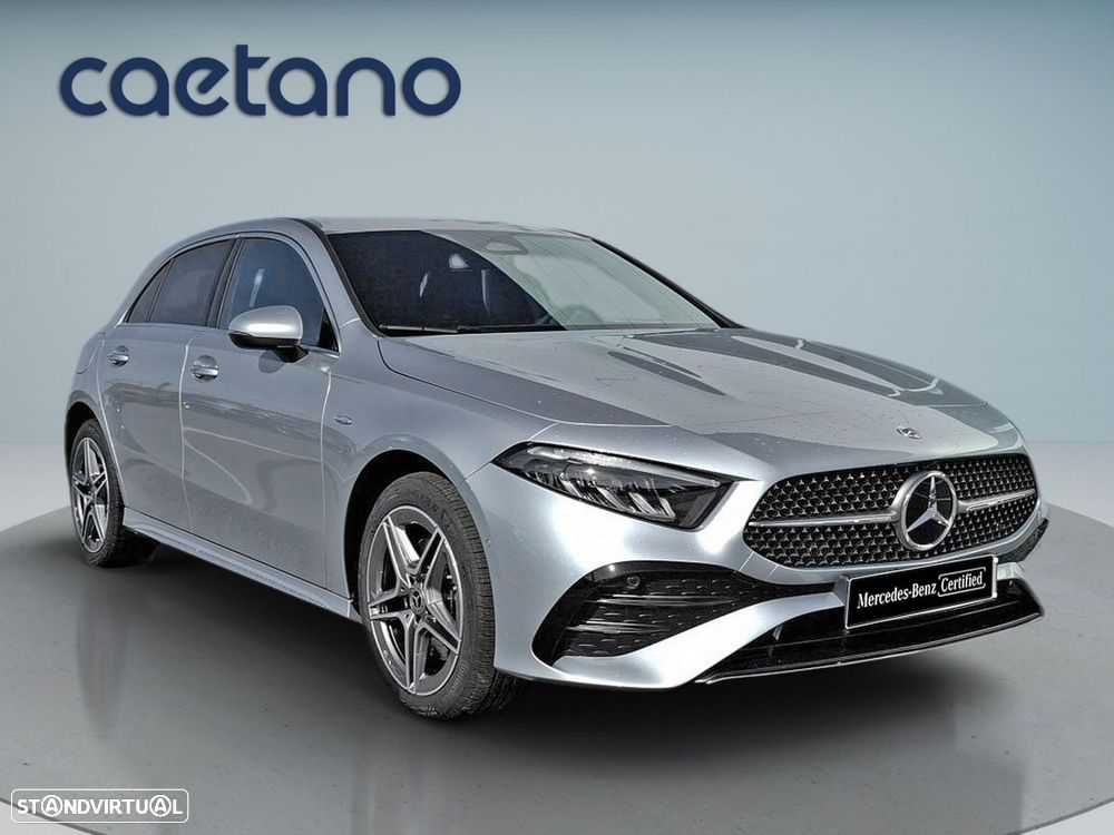 Mercedes-Benz A 250 e — fotografia 10