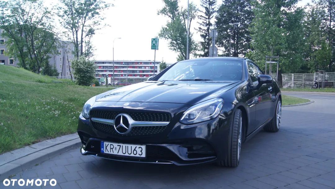 Mercedes-Benz SLC 300 9G-Tronic - 5