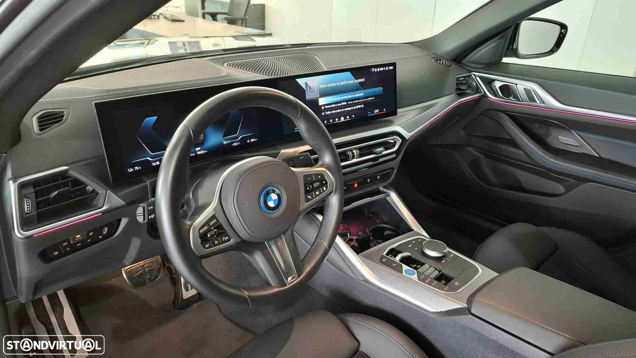 BMW i4 eDrive40 Desportiva M - 17