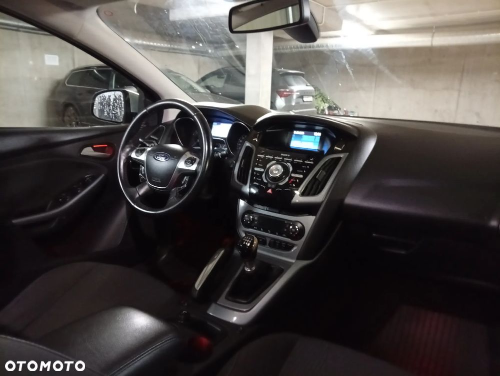 Ford Focus 1.6 TDCi DPF Titanium - 5