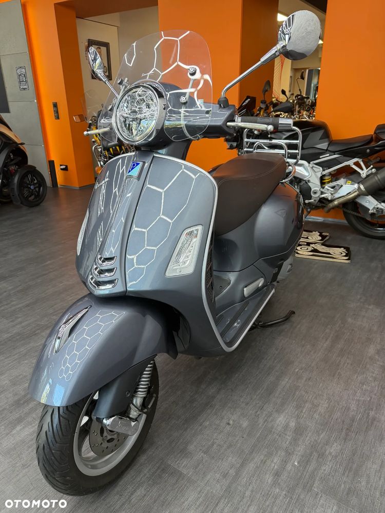 Vespa GTS - 5