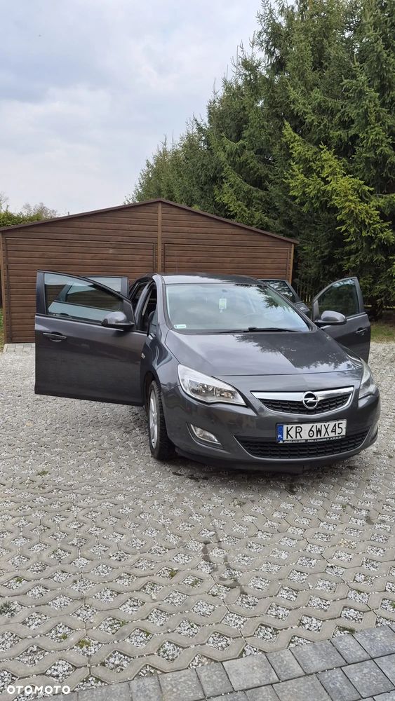 Opel Astra 1.4 Enjoy - 22