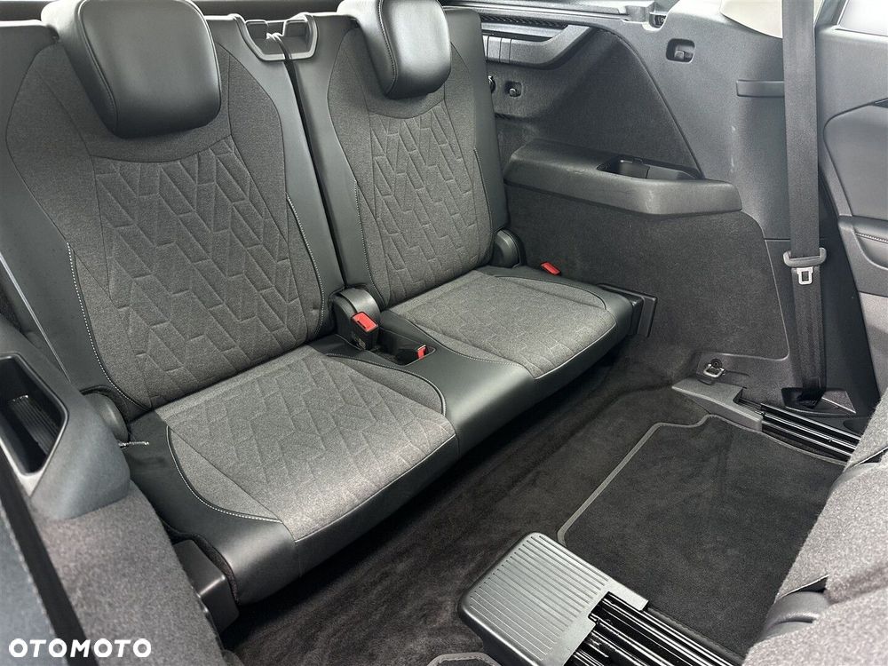 Volkswagen Tayron 1.5 eTSI mHEV Life DSG - 11