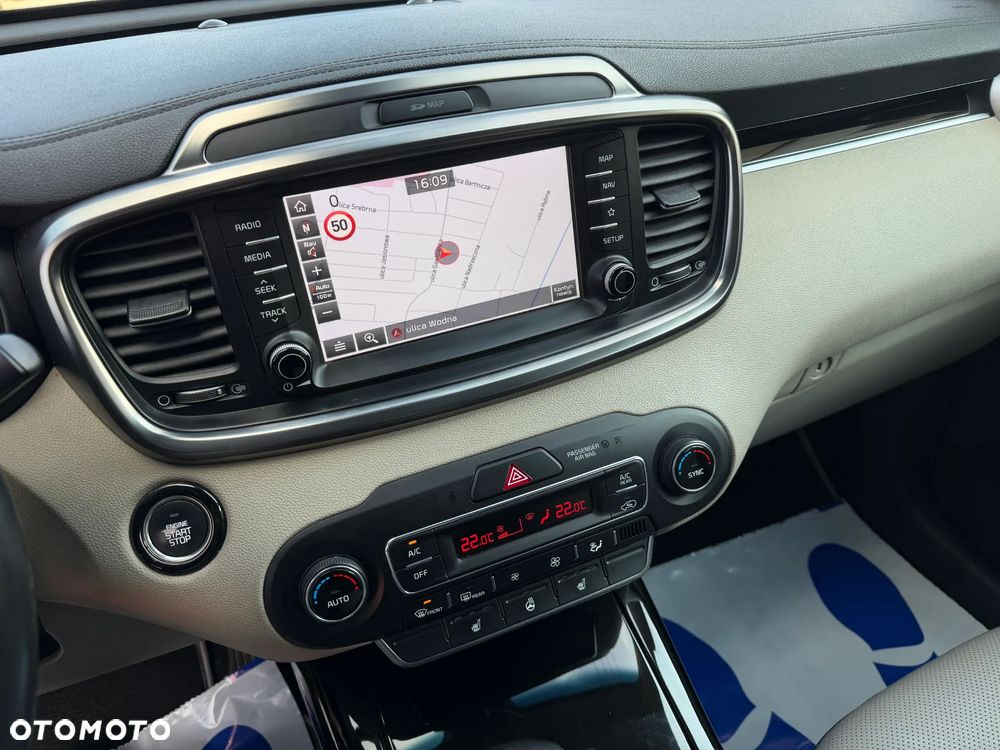 Kia Sorento 2.0 CRDI L - 16