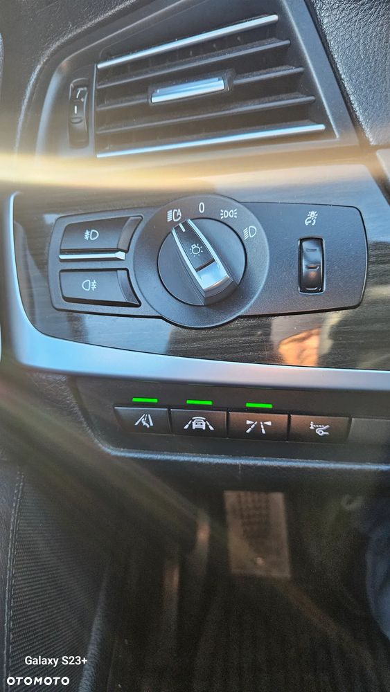 BMW Seria 5 535d xDrive Sport-Aut Luxury Line - 13