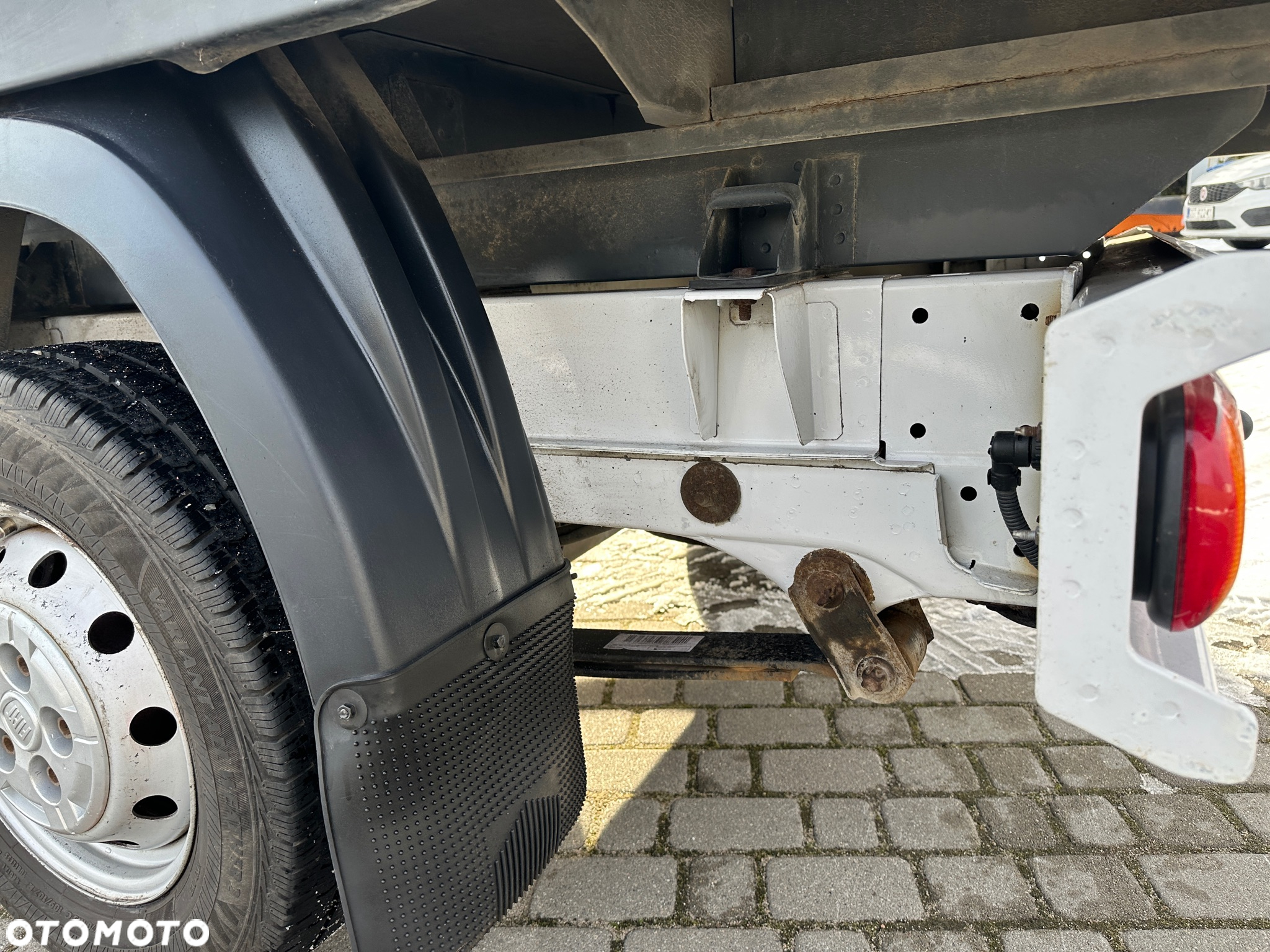Fiat DUCATO SKRZYNIA 3,6 m ładowność 1500 kg - 4