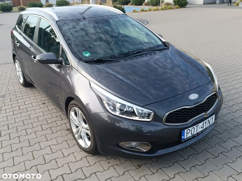 Kia Ceed 2012 photo 4