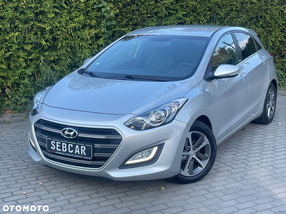 Hyundai i30 1.4 Passion - 14