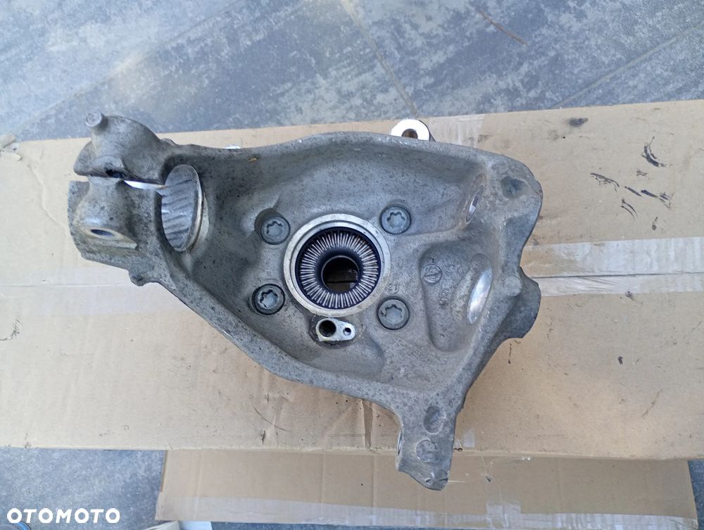 BMW 3 G20 G21 X DRIVE Zwrotnica przednia prawa R6878612-02 6877148 6877150 - 3