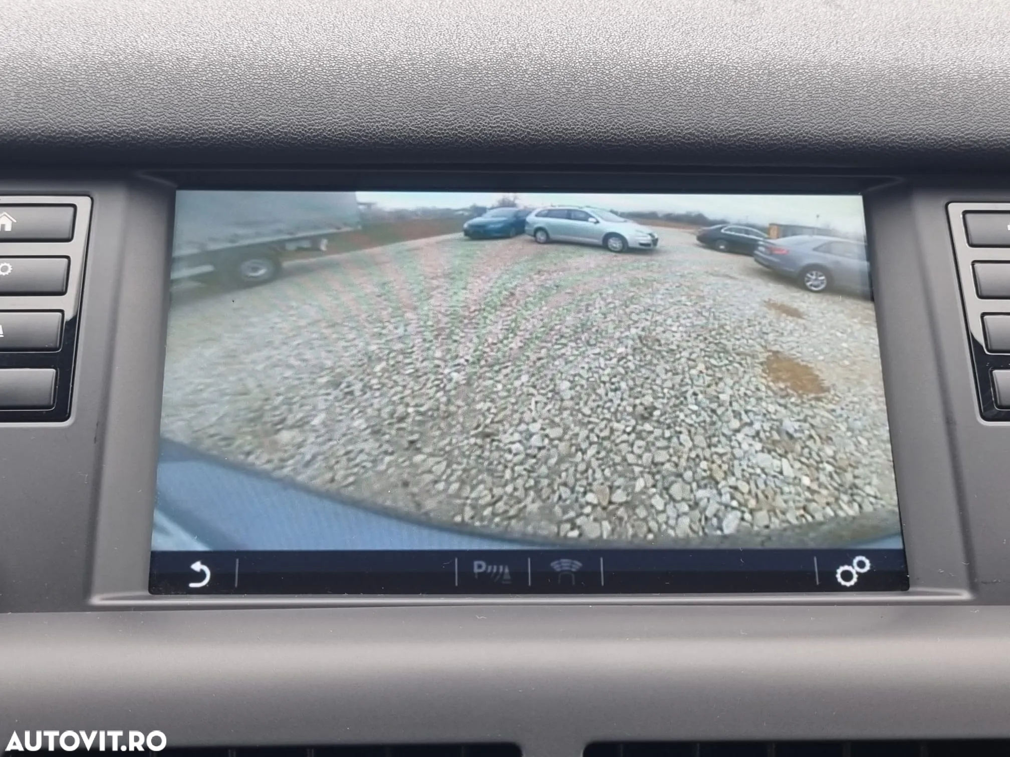 Land Rover Discovery Sport 2.0 D180 R-Dynamic MHEV SE - 21