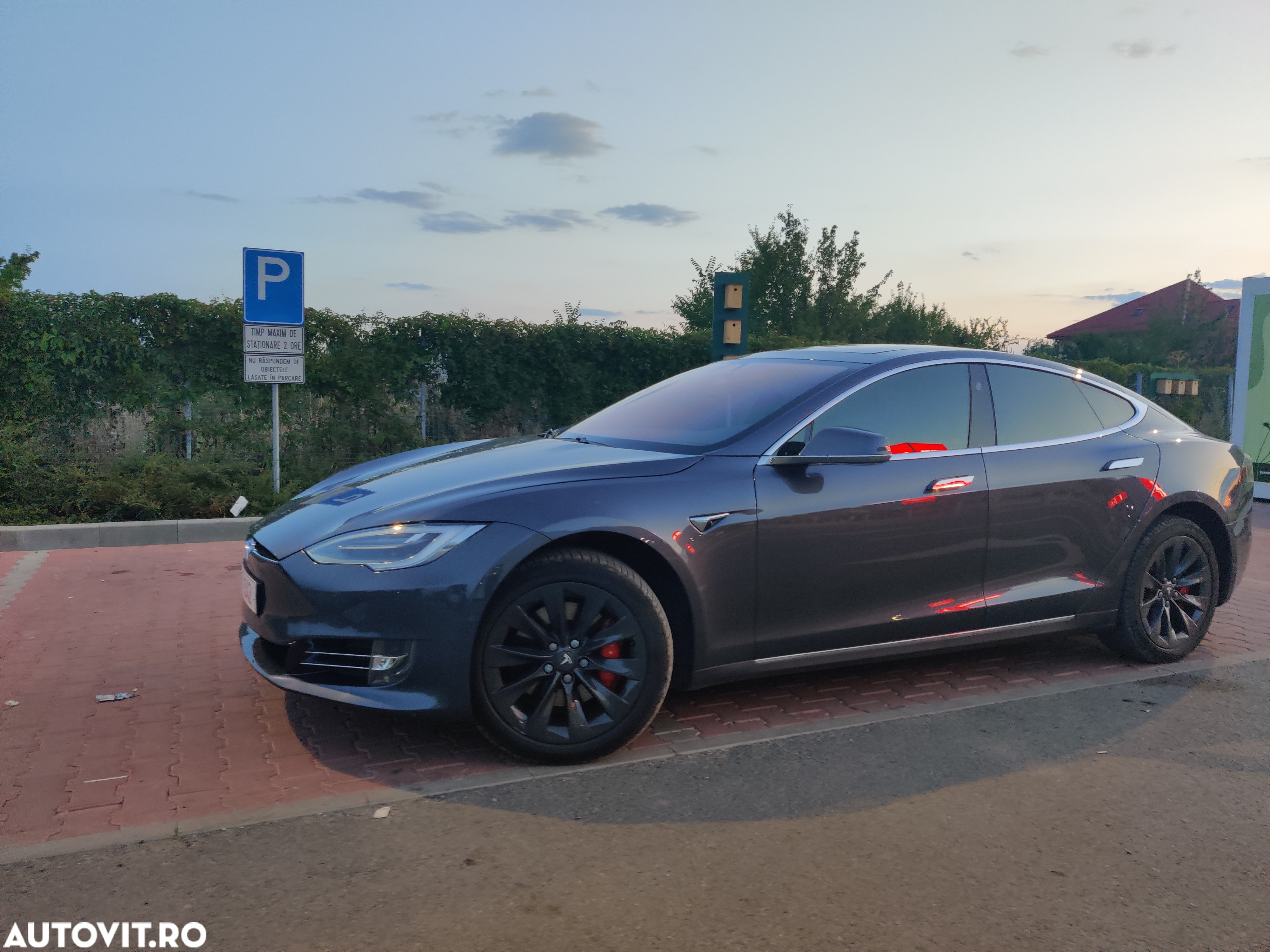 Tesla Model S 70D Allradantrieb - 9