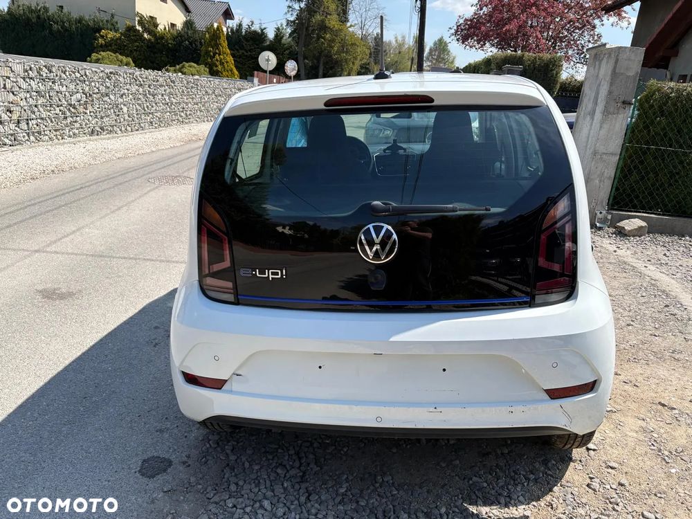 Volkswagen up! e-up - 9