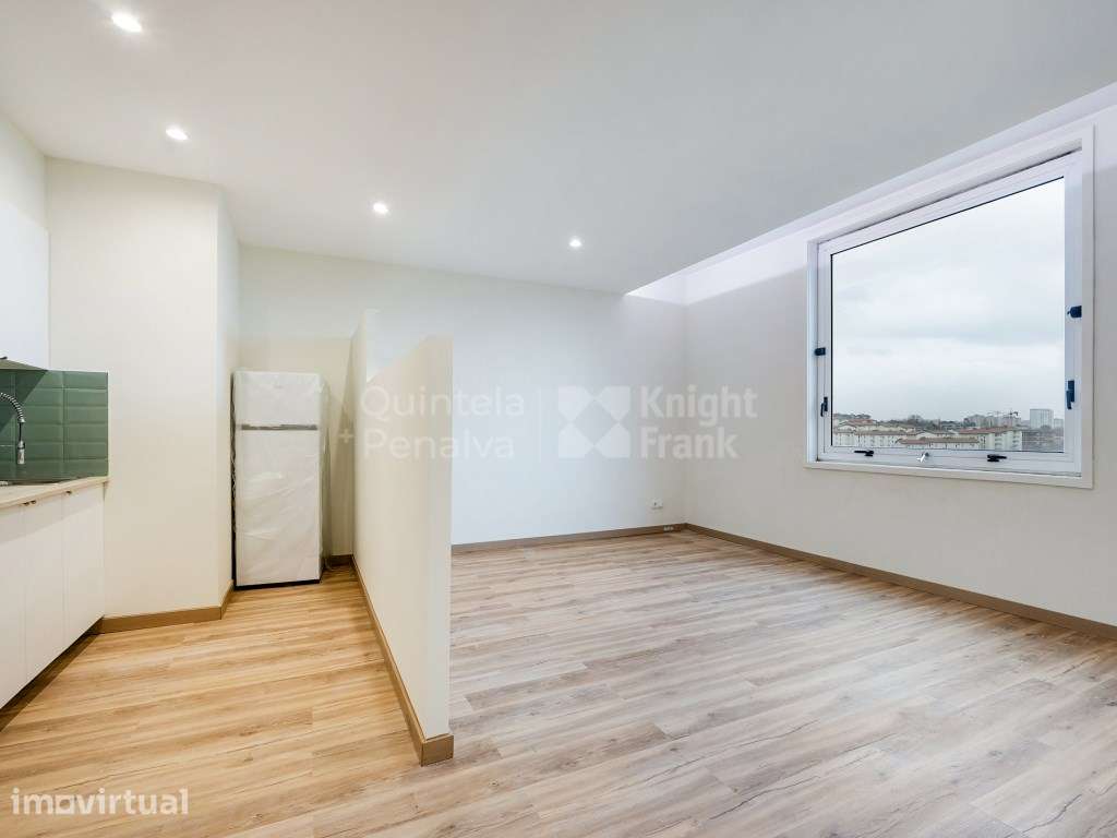 Apartamento T0 reabilitado no centro de Matosinhos - Grande imagem: 5/25