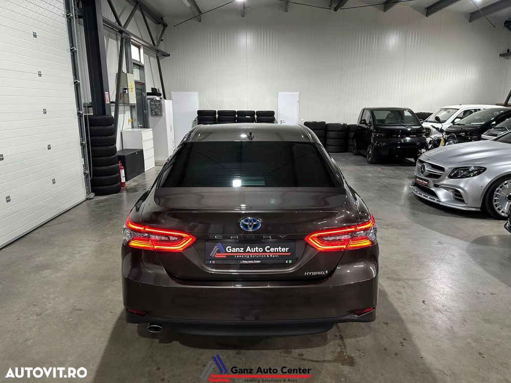Toyota Camry Executive - 30