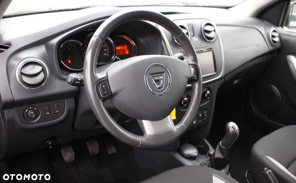 Dacia Sandero Stepway - 11