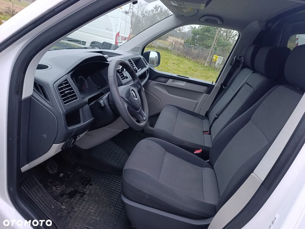 Volkswagen Transporter - 16