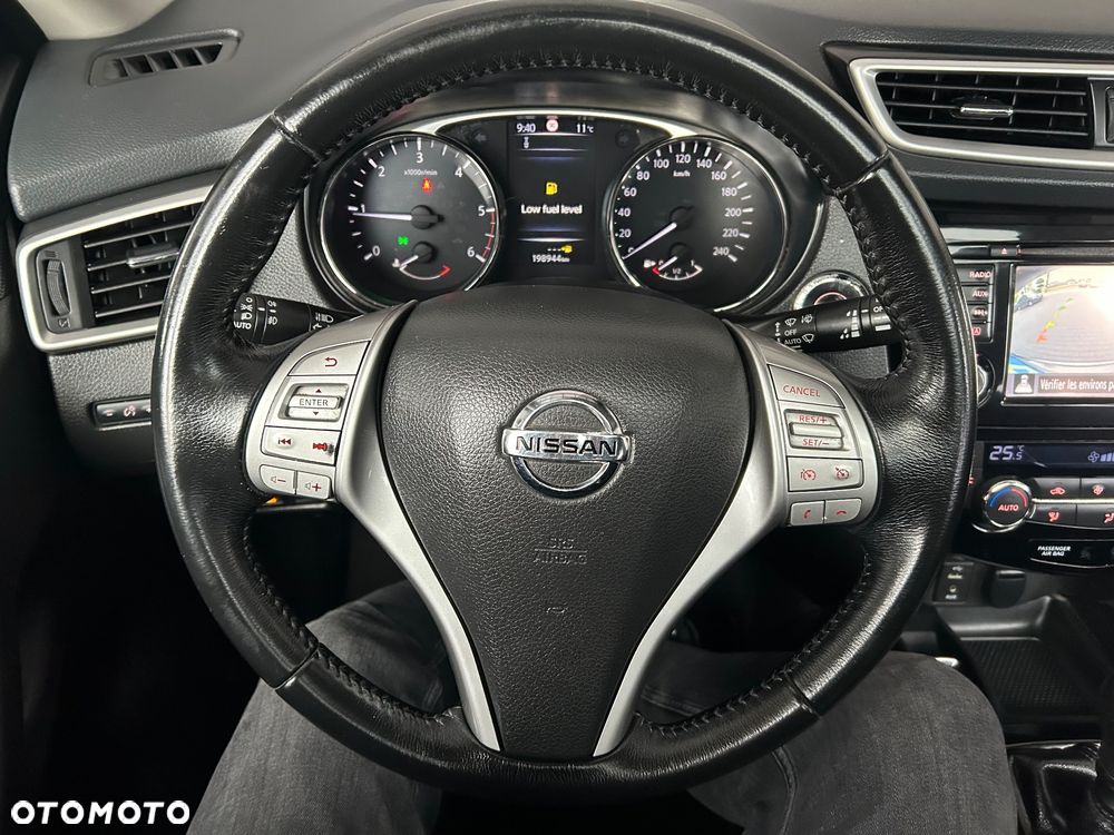 Nissan X-Trail 1.6 DCi N-Connecta 4WD 7os - 32