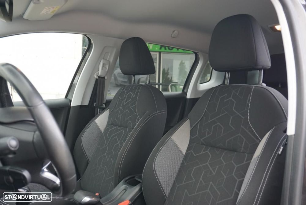 Peugeot 2008 1.6 BlueHDi Allure - 30