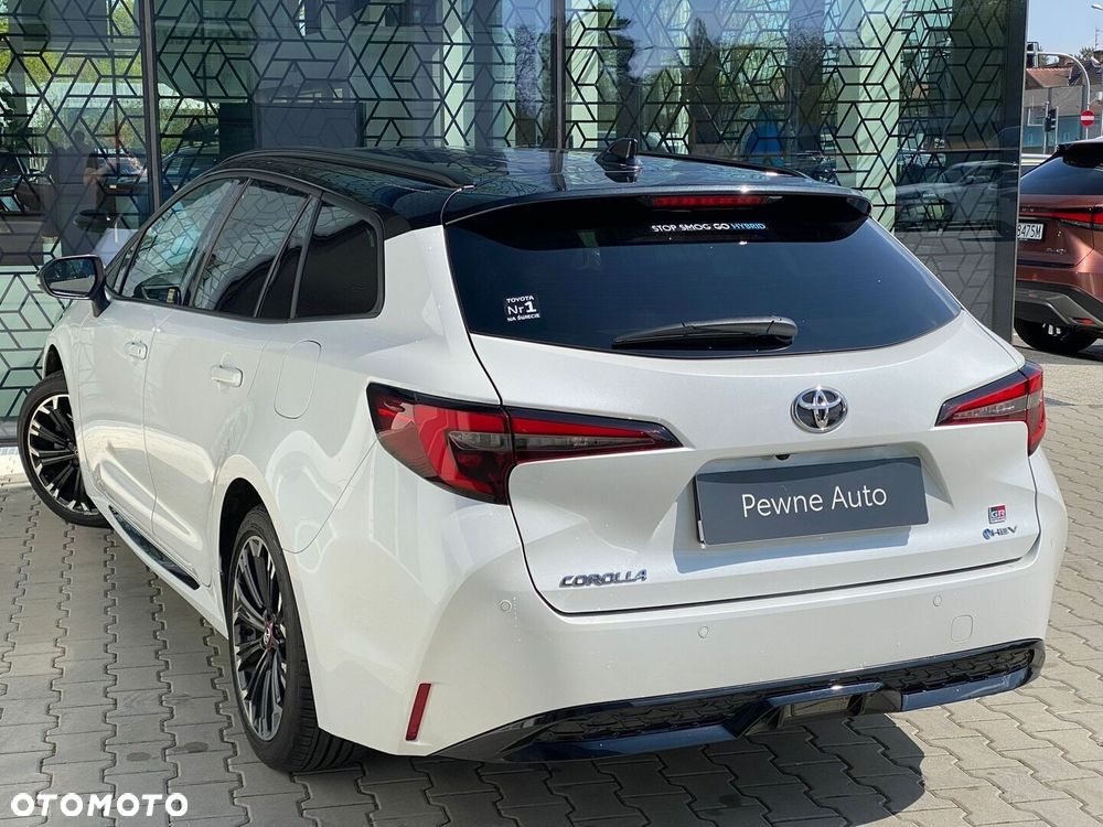 Toyota Corolla 2.0 Hybrid GR Sport - 11