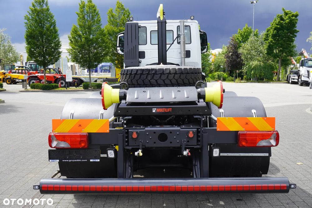 Iveco NOWE T-Way AD380T46 / 6x4 / 2026 / bez przebiegu / Hakowiec HIAB 26t_255874 - 7