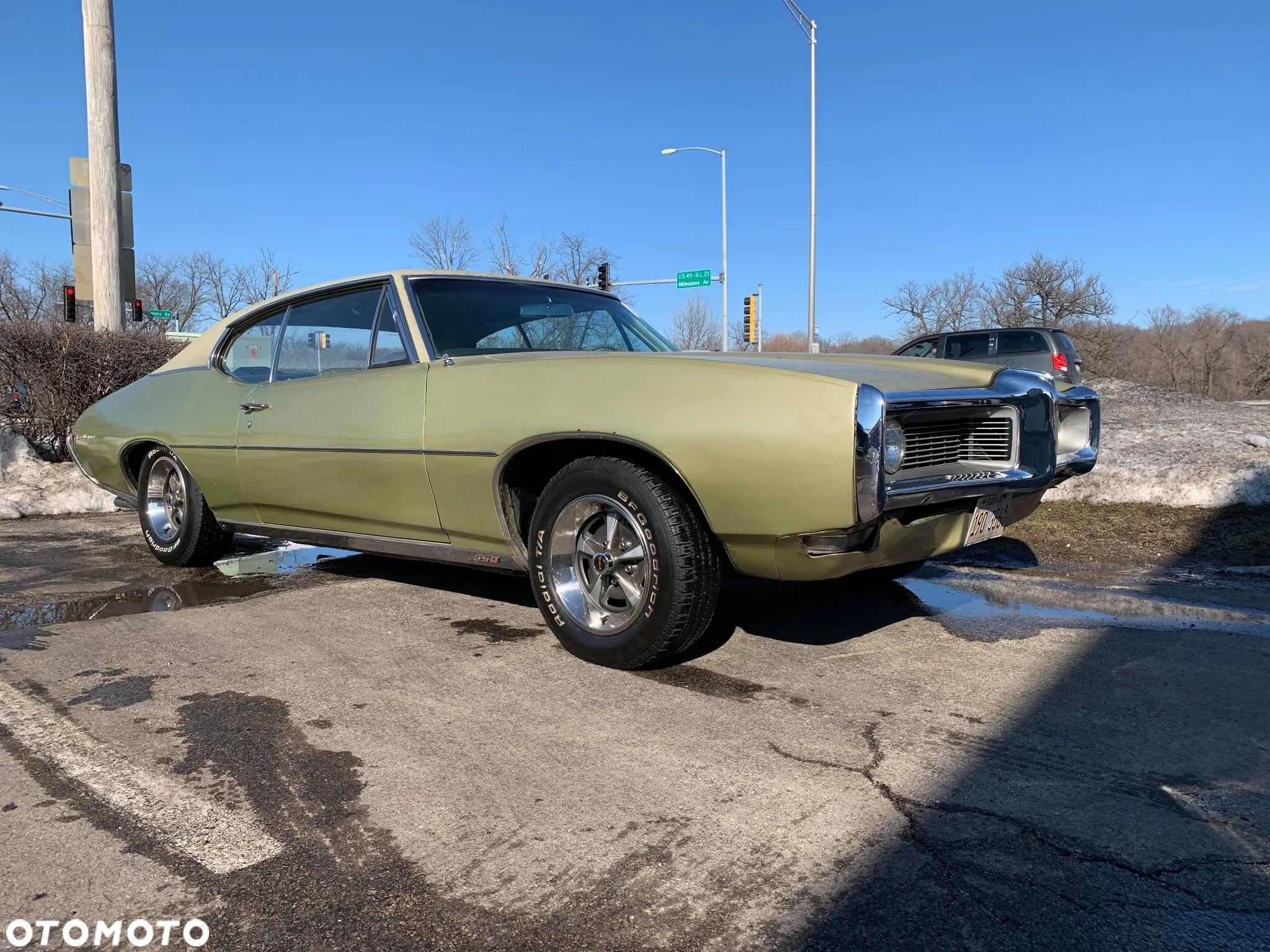 Pontiac Le Mans - 3