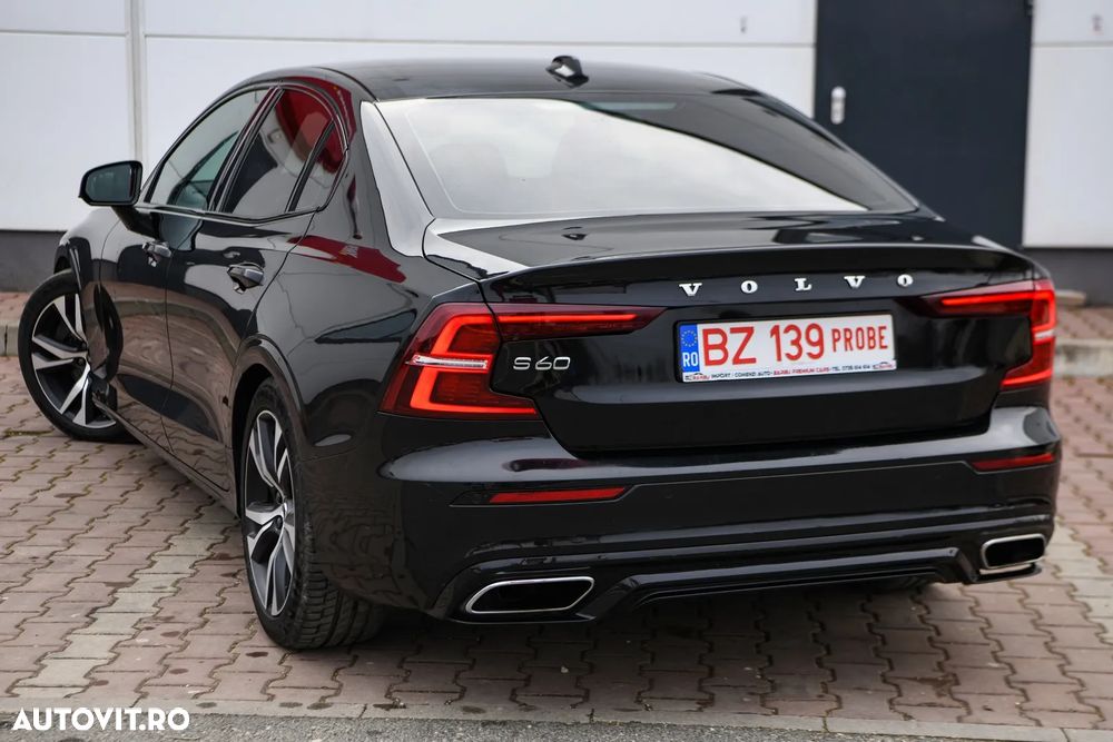 Volvo S60 T5 R-Design - 30