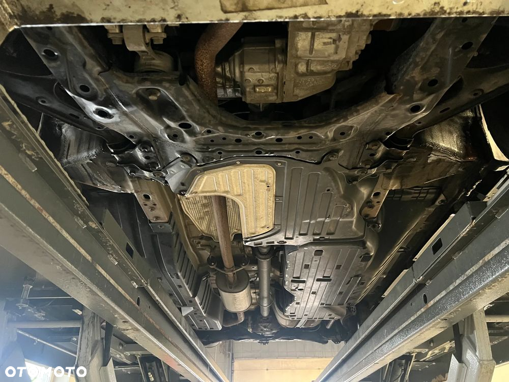 Honda CR-V 2.0 Executive (Honda Connect+) - 23