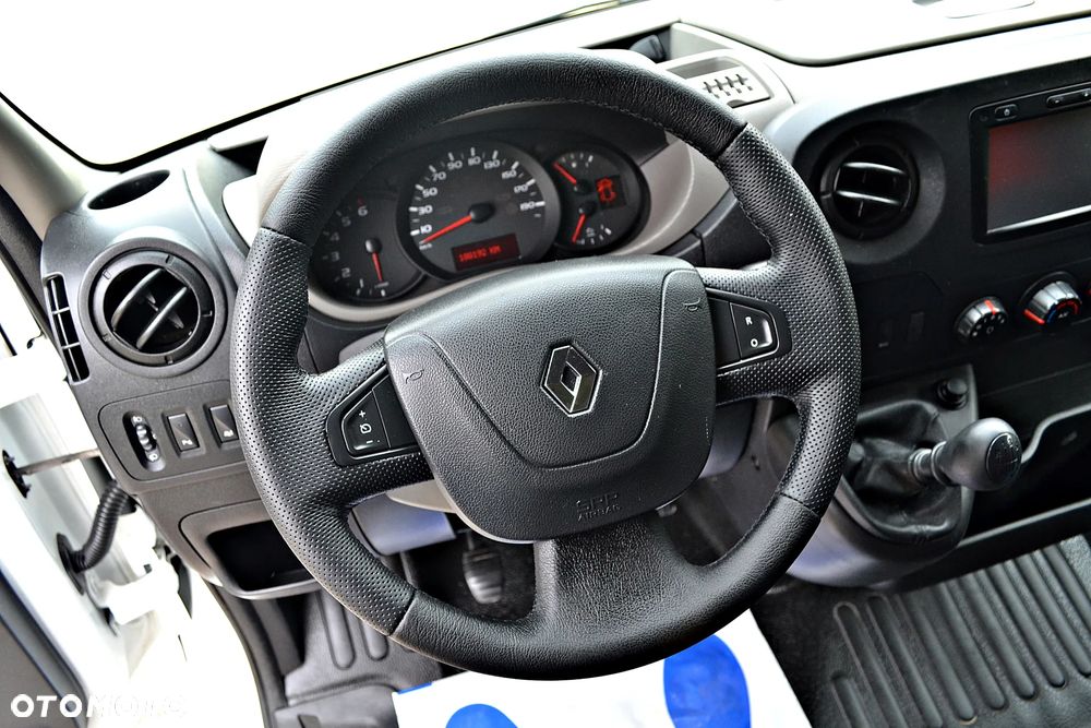 Renault Master - 24
