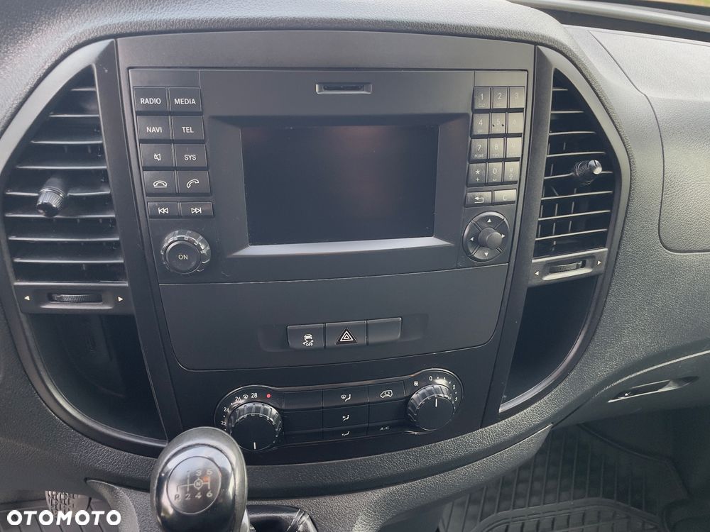 Mercedes-Benz Vito - 22