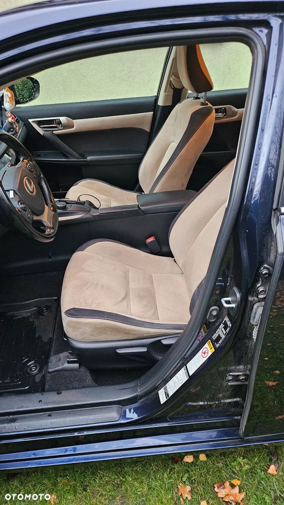 Lexus CT 200h Comfort - 3