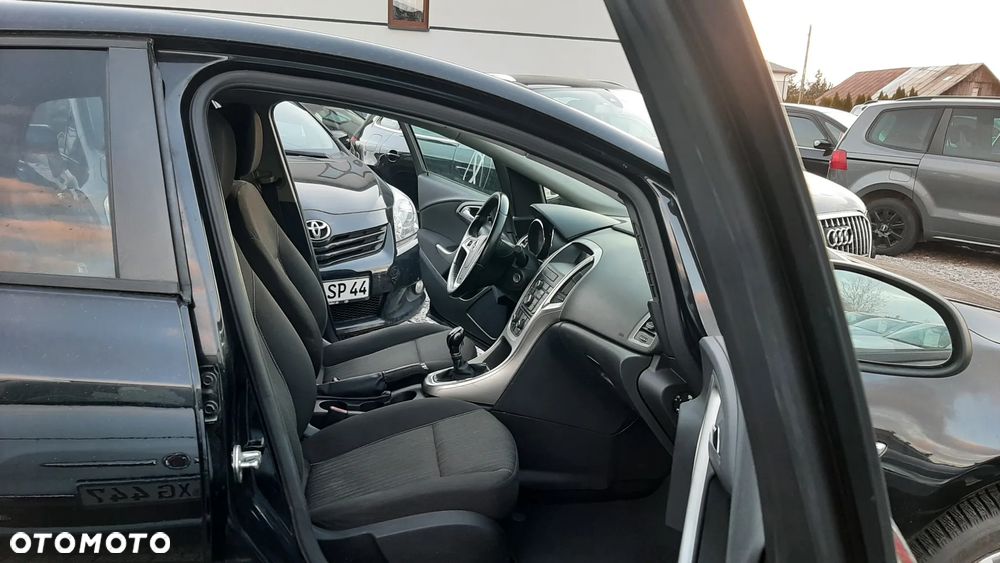 Opel Astra 1.4 Turbo - 14