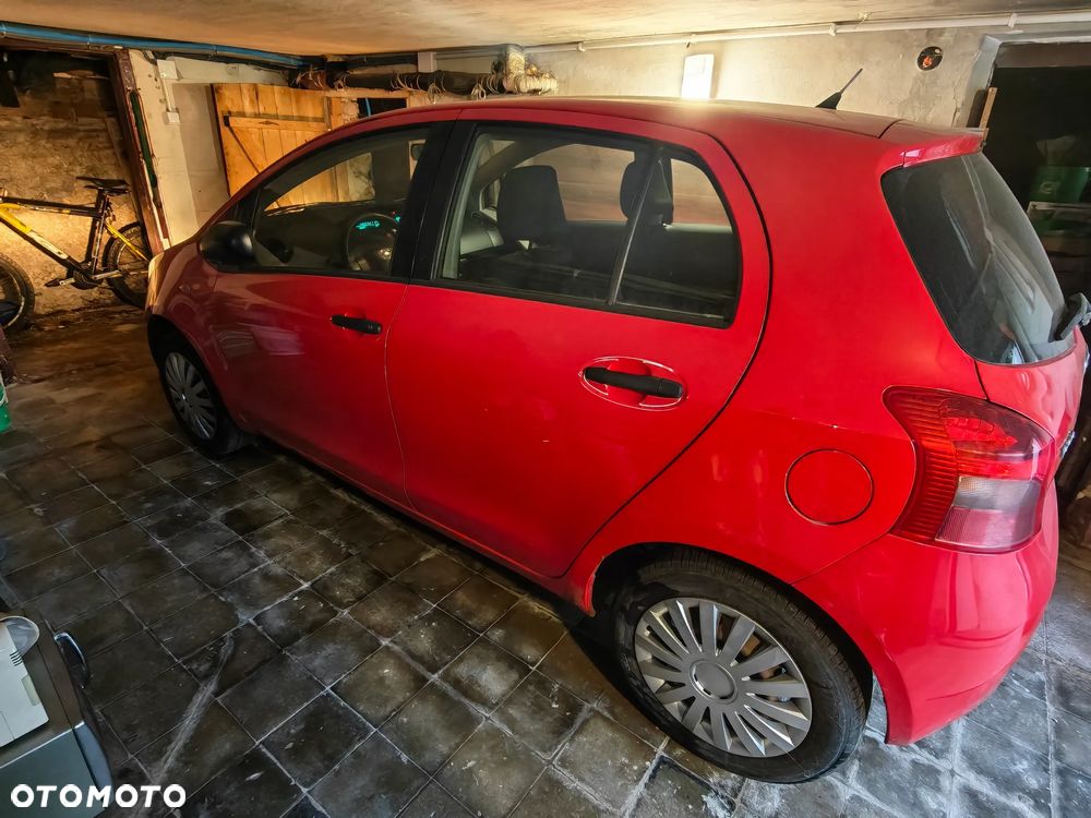 Toyota Yaris - 2