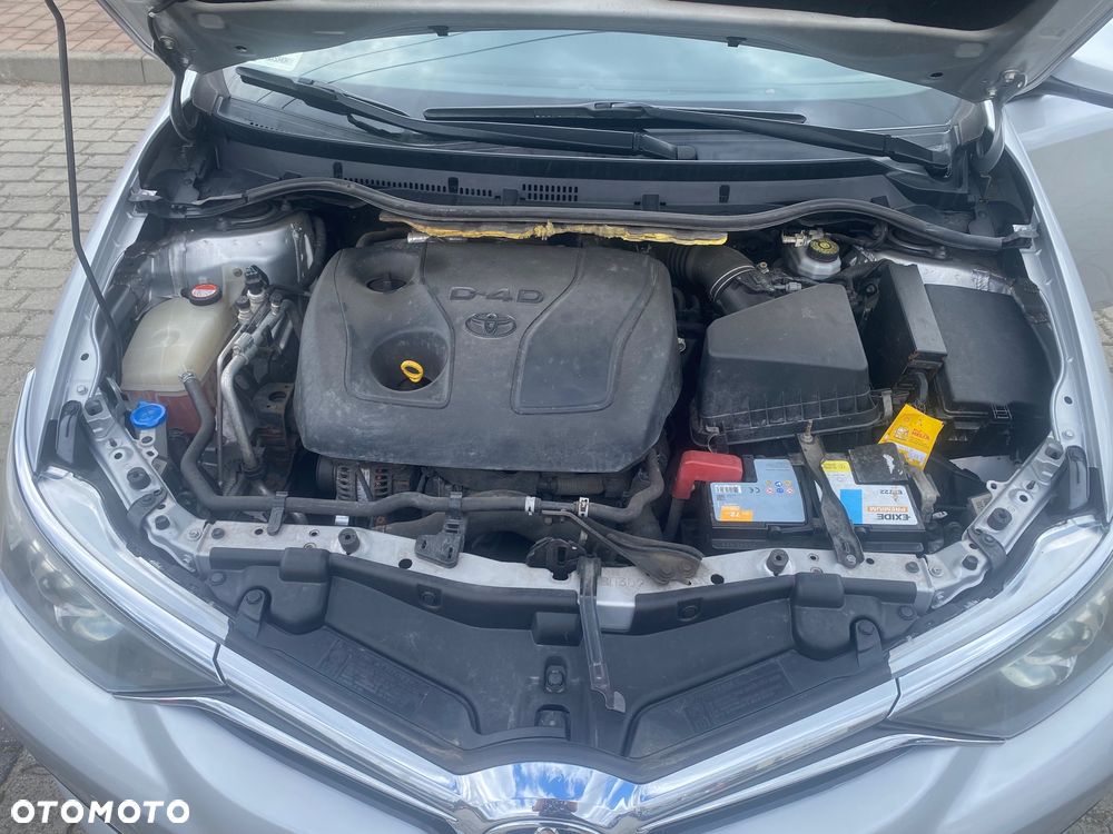Toyota Auris 1.4 D-4D Active - 13