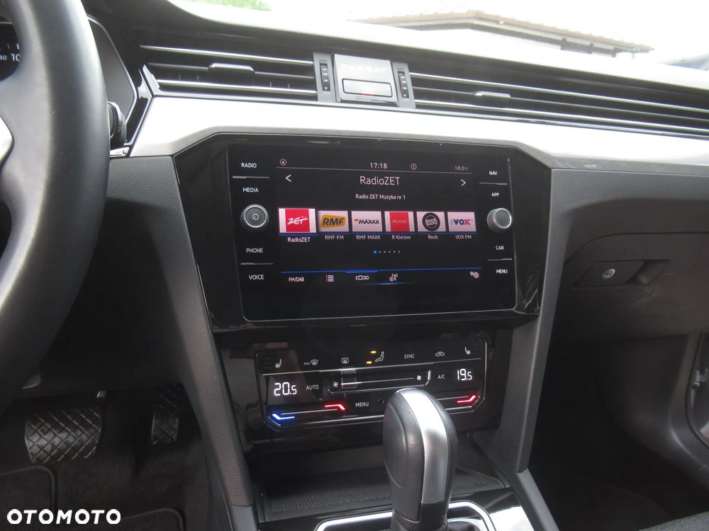 Volkswagen Passat 1.5 TSI EVO Business DSG - 17
