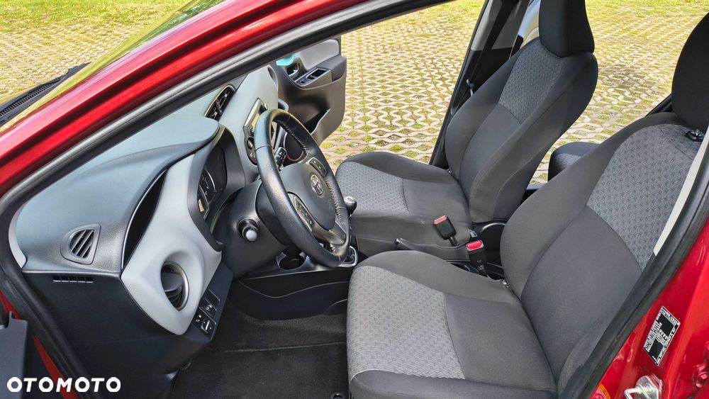 Toyota Yaris - 6