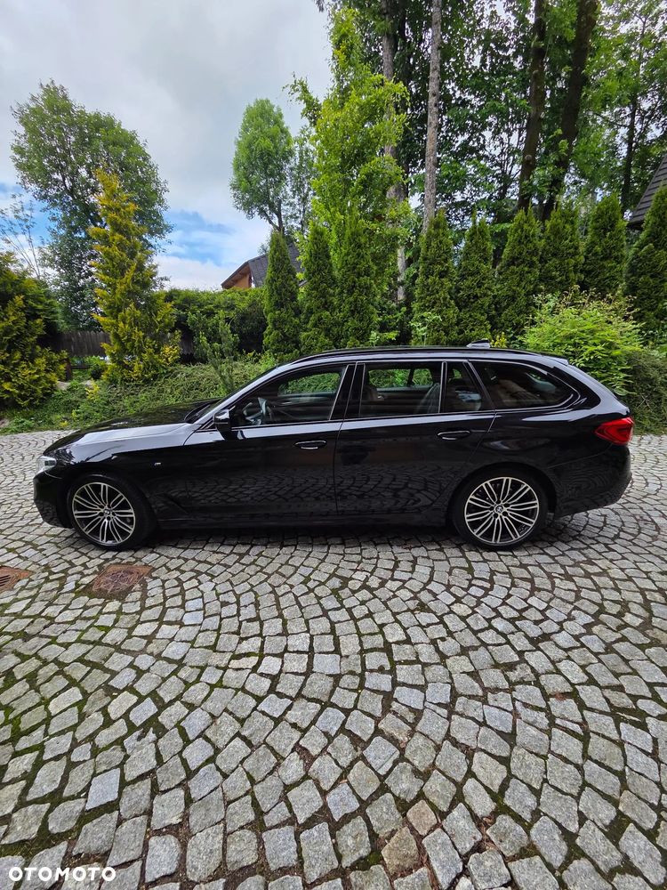 BMW Seria 5 520d xDrive M Sport sport - 2