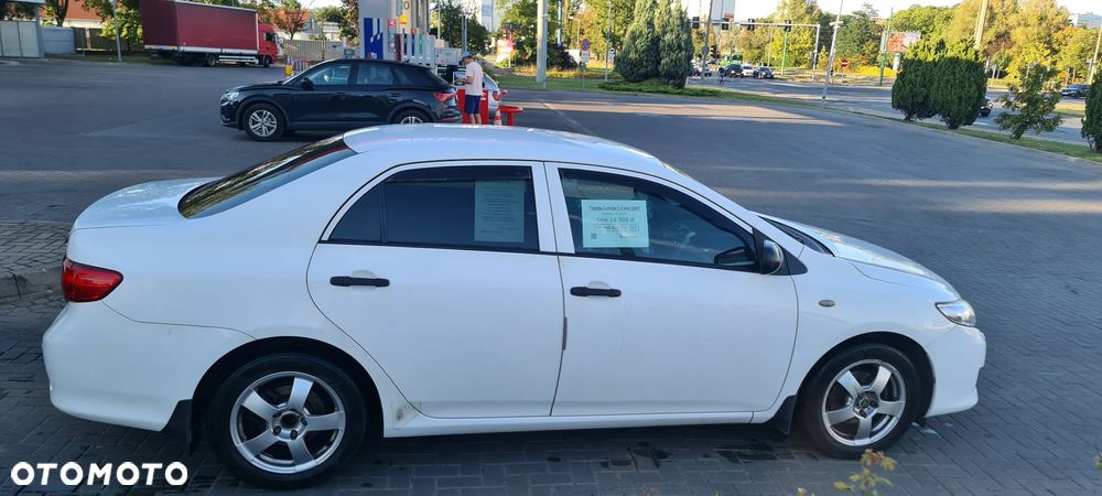 Toyota Corolla 1.4 D-4D Luna - 8