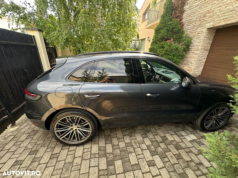 Porsche Macan - 3