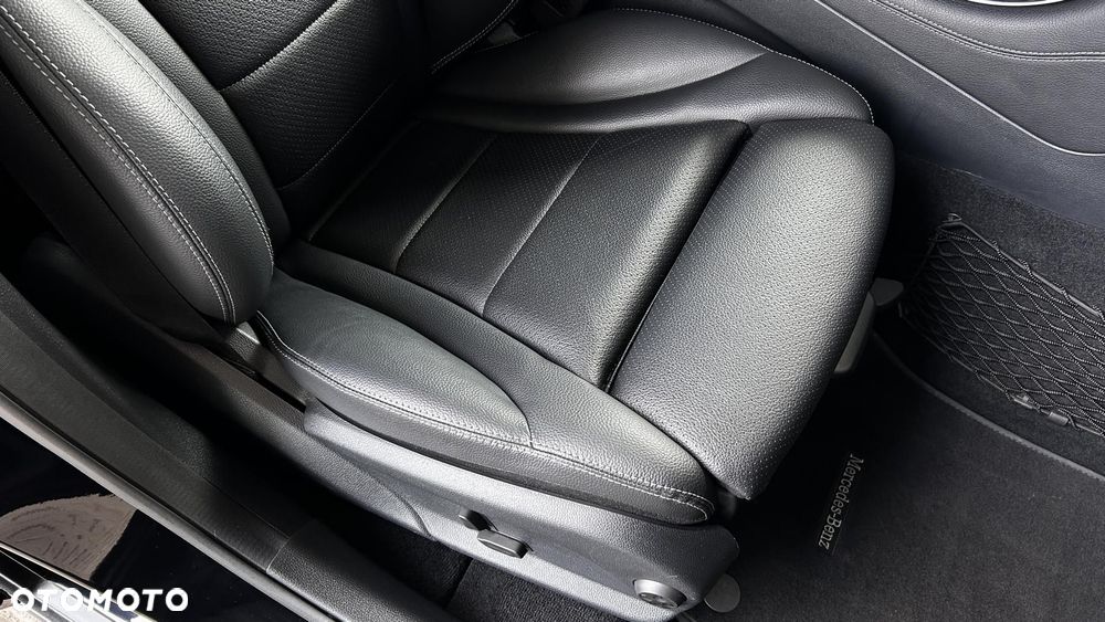 Mercedes-Benz GLC 200 - 24