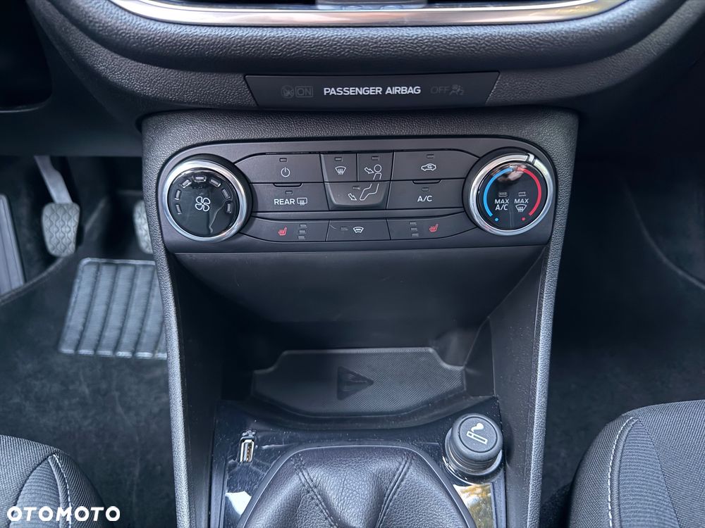 Ford Fiesta 1.1 COOL&CONNECT - 31
