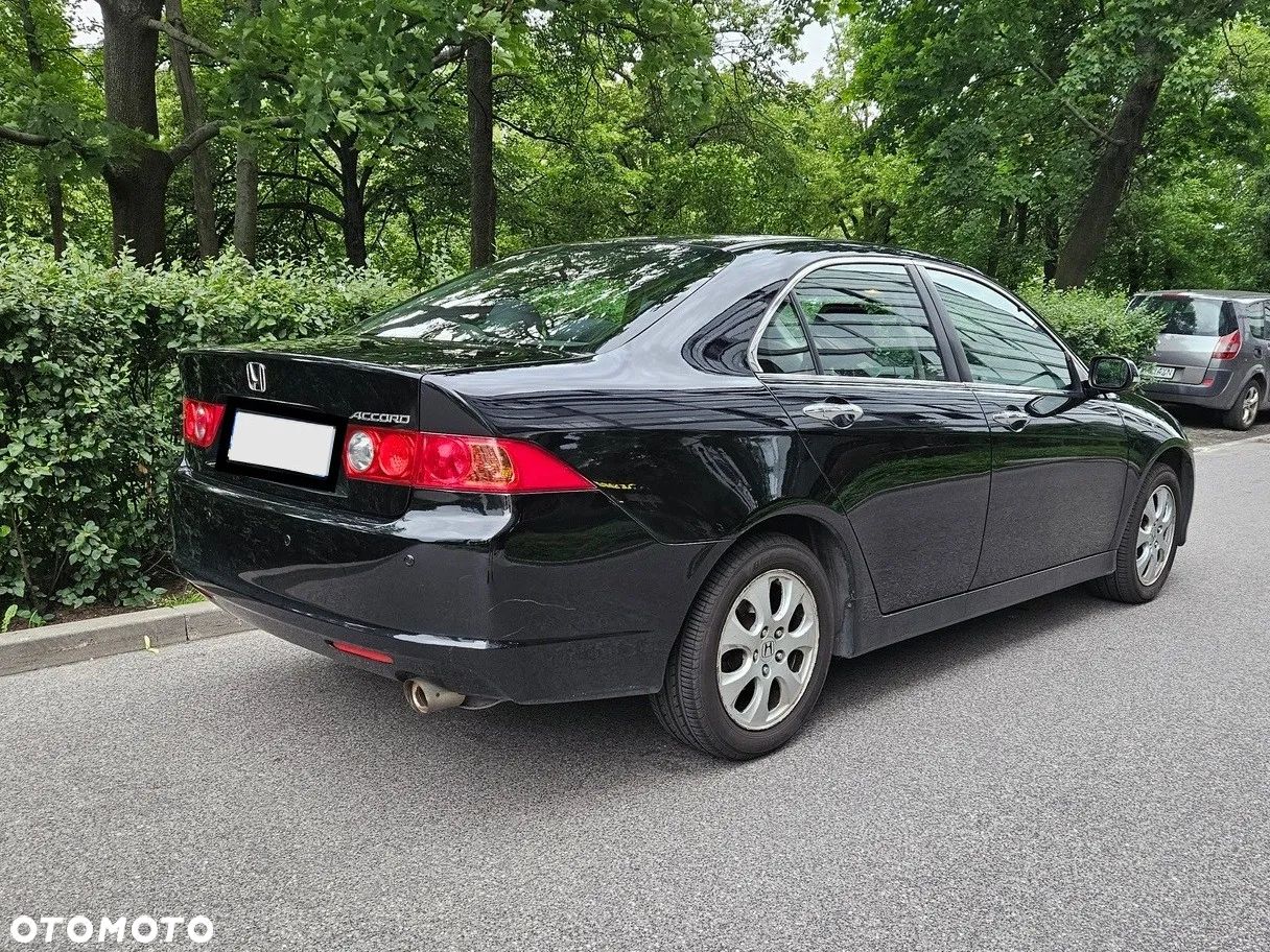 Honda Accord 2.0 Executive - 1